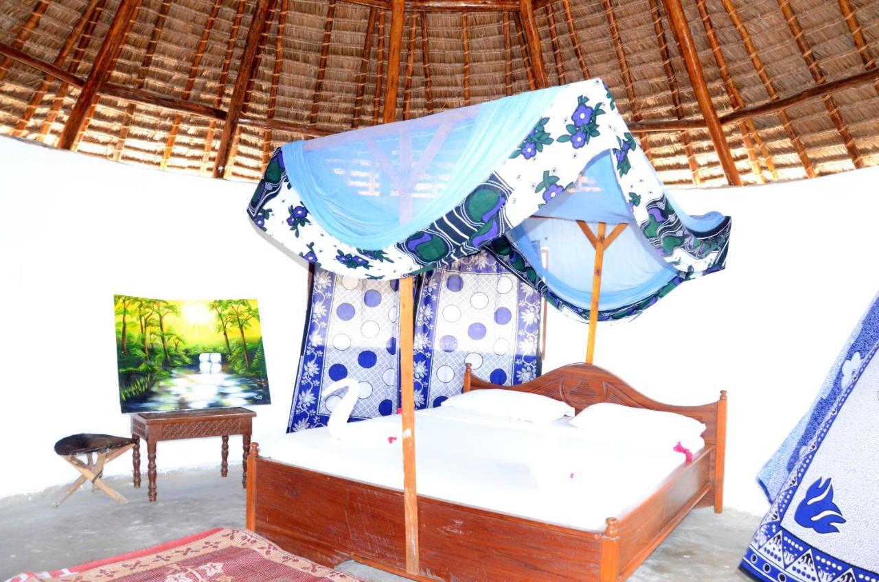 Funky Squids Beach Resort Bagamoyo Exterior photo